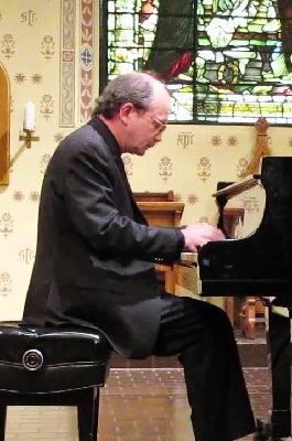 Cullen Bryant, piano