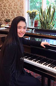 Jessie Liu, piano