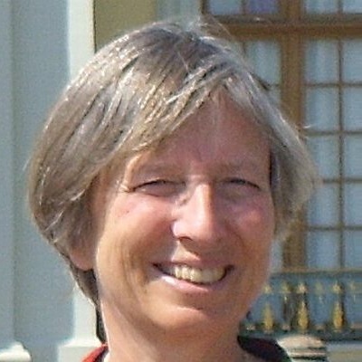 Lisle Kuhlbach, piano