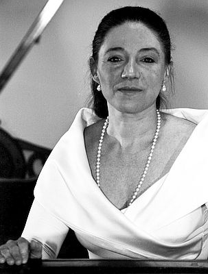 Sima Kustanovich, piano